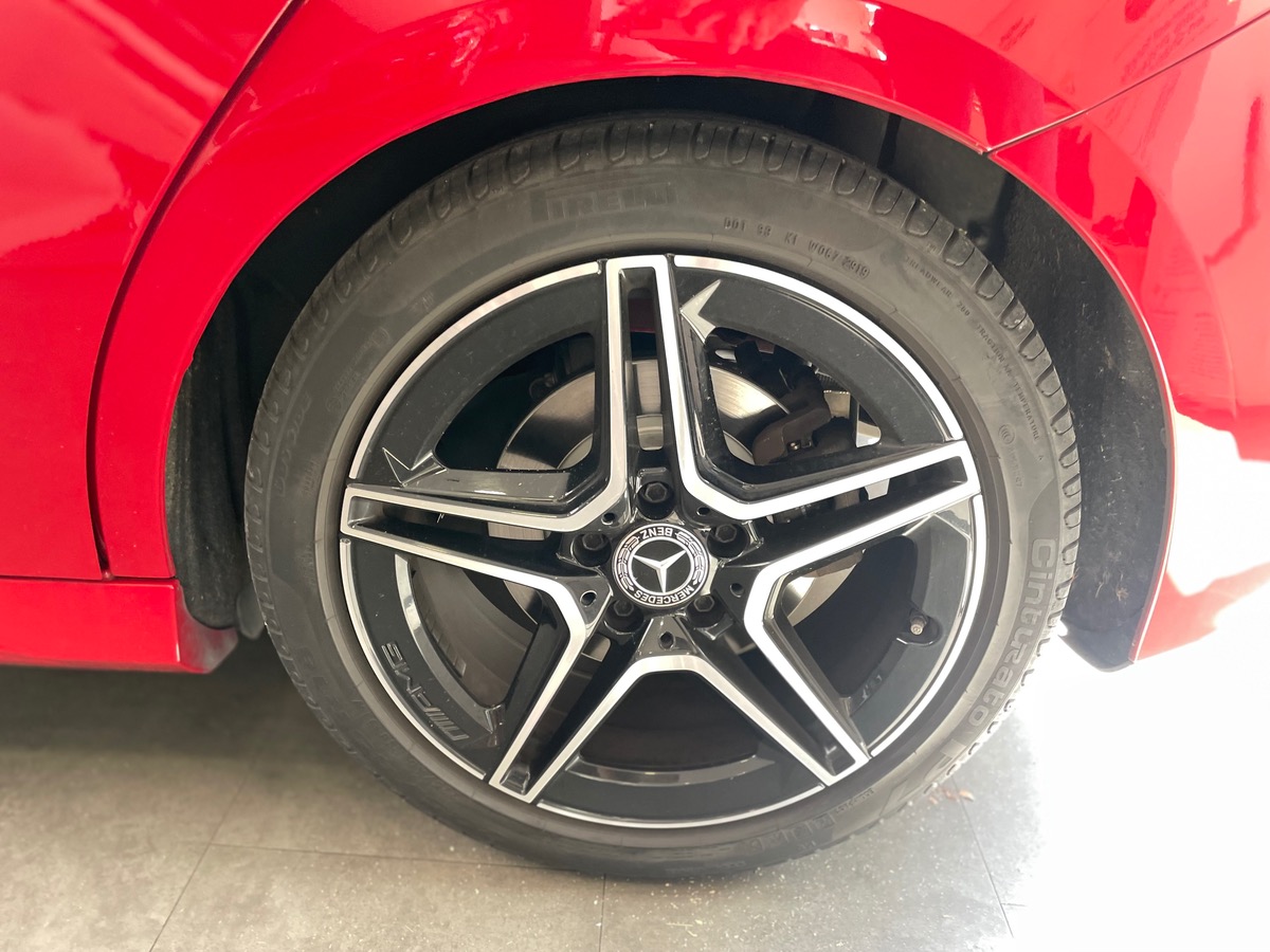 Mercedes-Benz Classe A A200 AMG 7 DCT