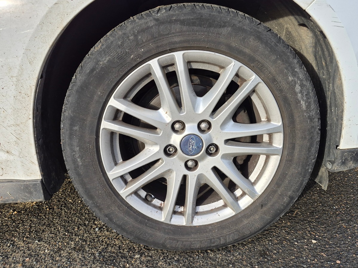 Ford C-max 1.0 ECOBOOST 125 TITANIUM