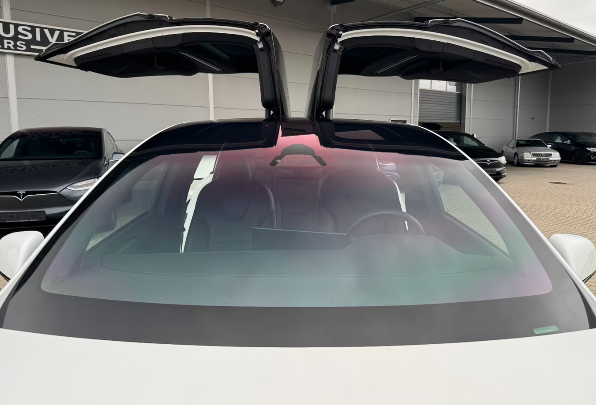 Tesla Model X Dual Motor Palladium/7 places/Pilote Automatique Amélioré/Attelage/TVA