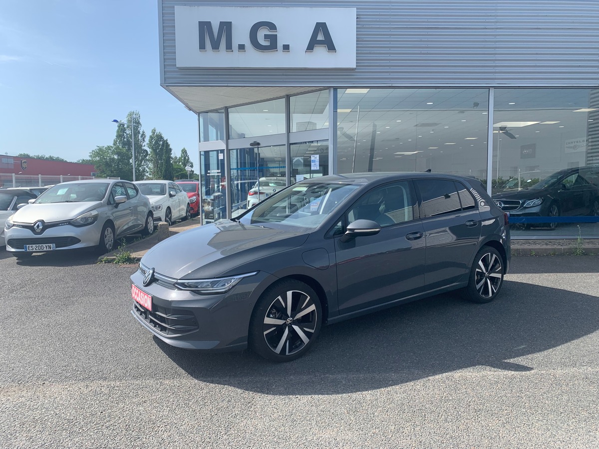 Volkswagen GOLF 8 204 ch | Life Plus | Premiére MAIN | Caméra de recul | Apple car Play | Régulateur