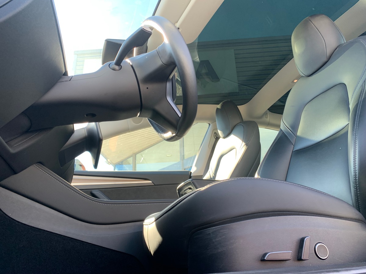 Tesla Model 3 283 ch | Caméra recul | Toit panoramique | GPS | Cuir | Sièges électriques chauffants
