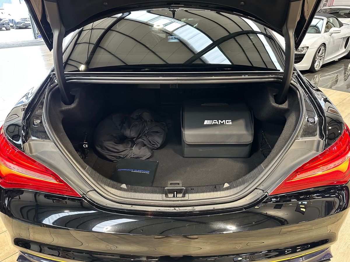Mercedes-Benz CLA (2) 45 AMG 381 Yellow Night Edition 4Matic 7G-DCT Full