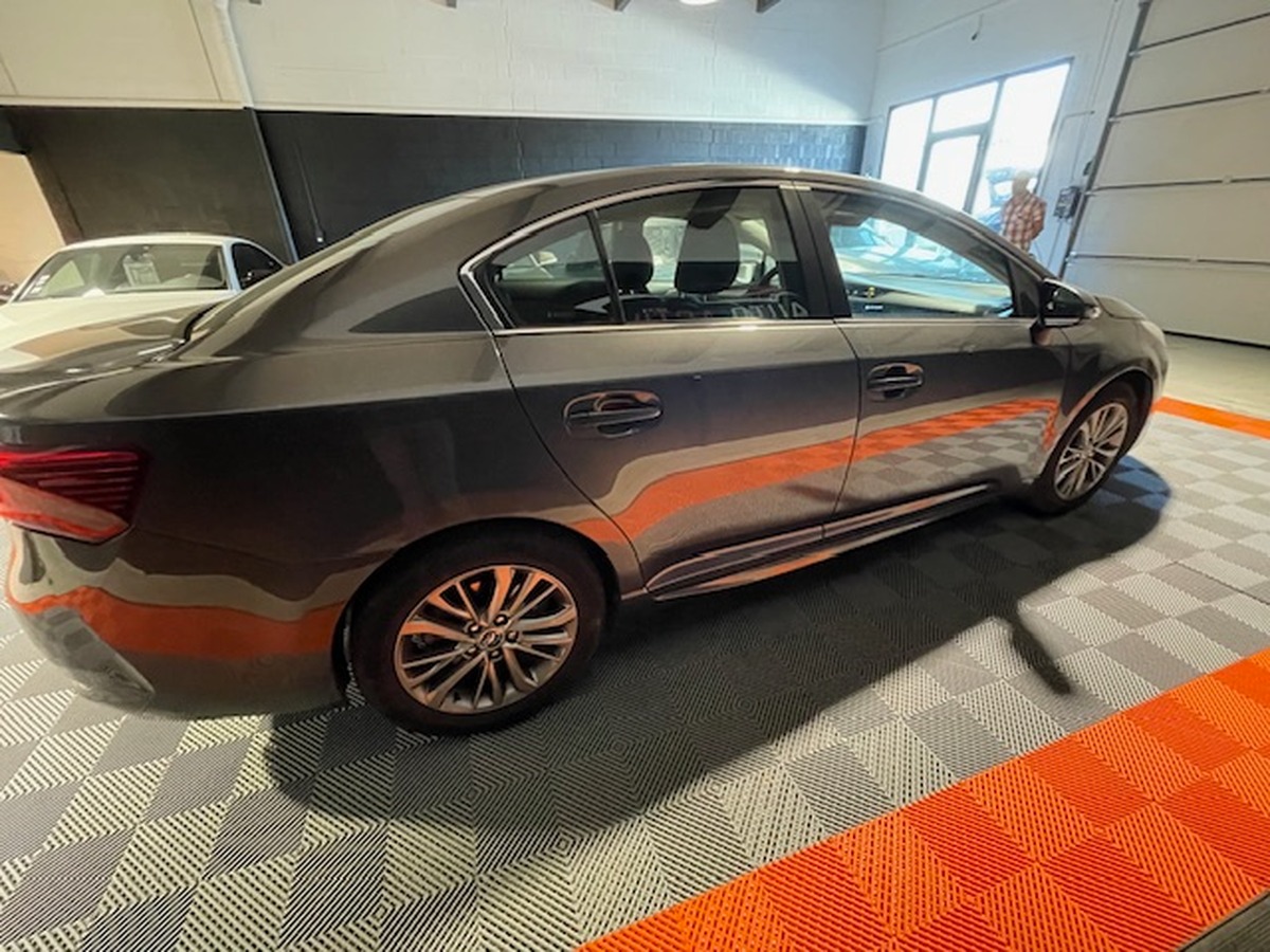 Toyota Avensis 2.0 D 143CV