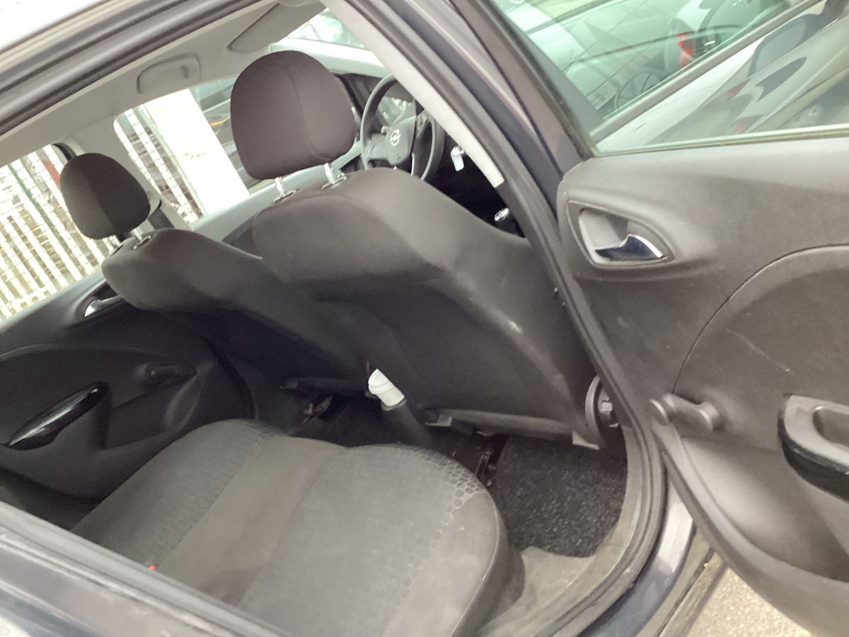 Opel Corsa 1.2 Njoy