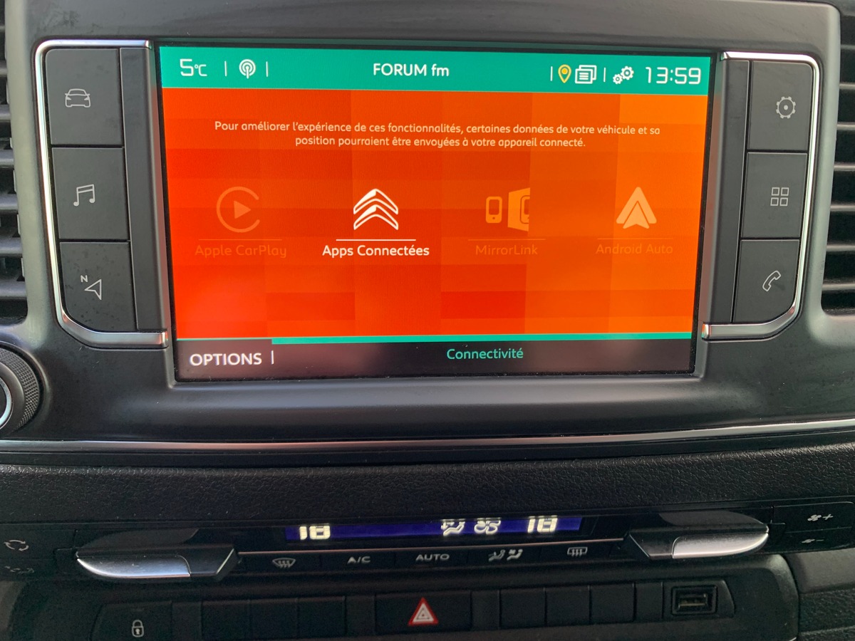 Citroën Spacetourer 120 ch | FEEL | 8 places | Attelage | Régulateur vitesse | Radar stationnement