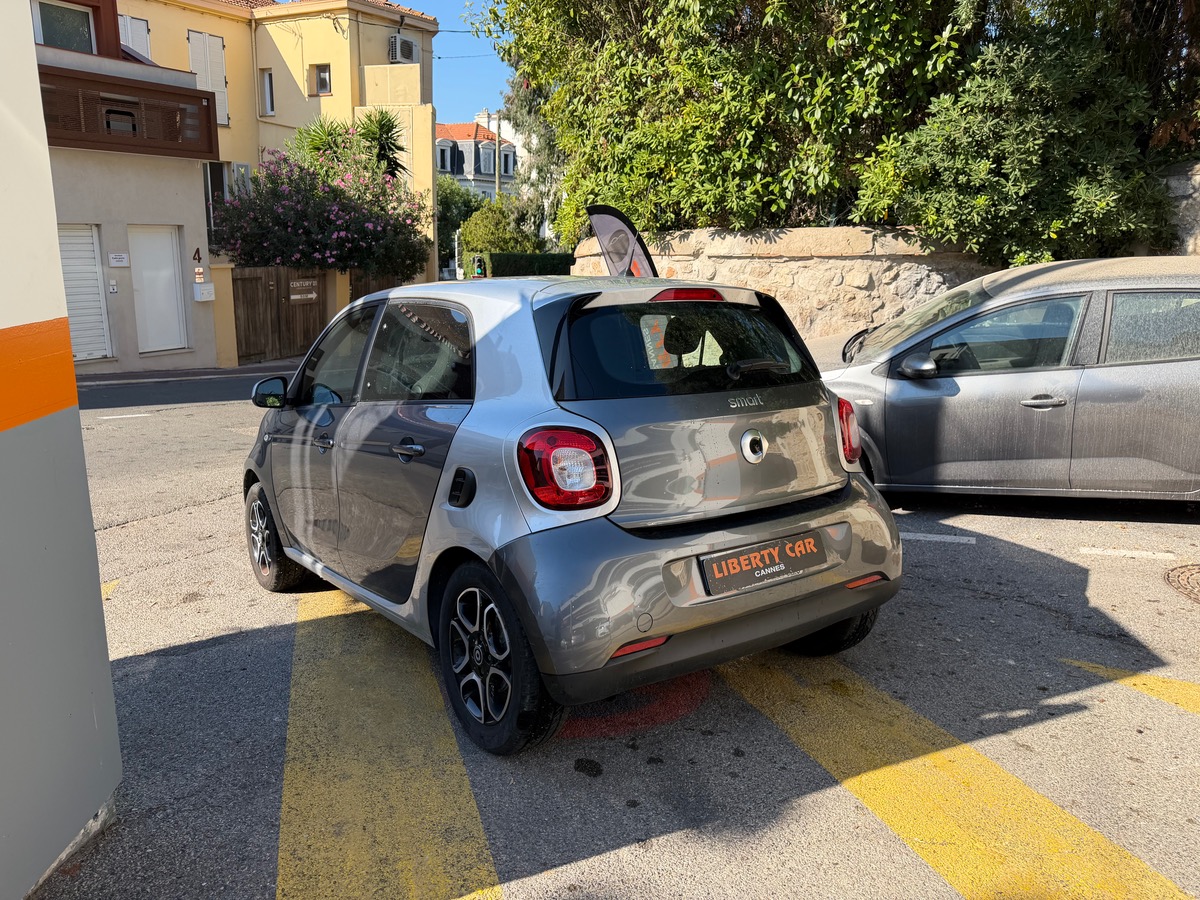 Smart Forfour 90CV / Prime / GPS/ 1er main / Km réel / intérieur Cuir