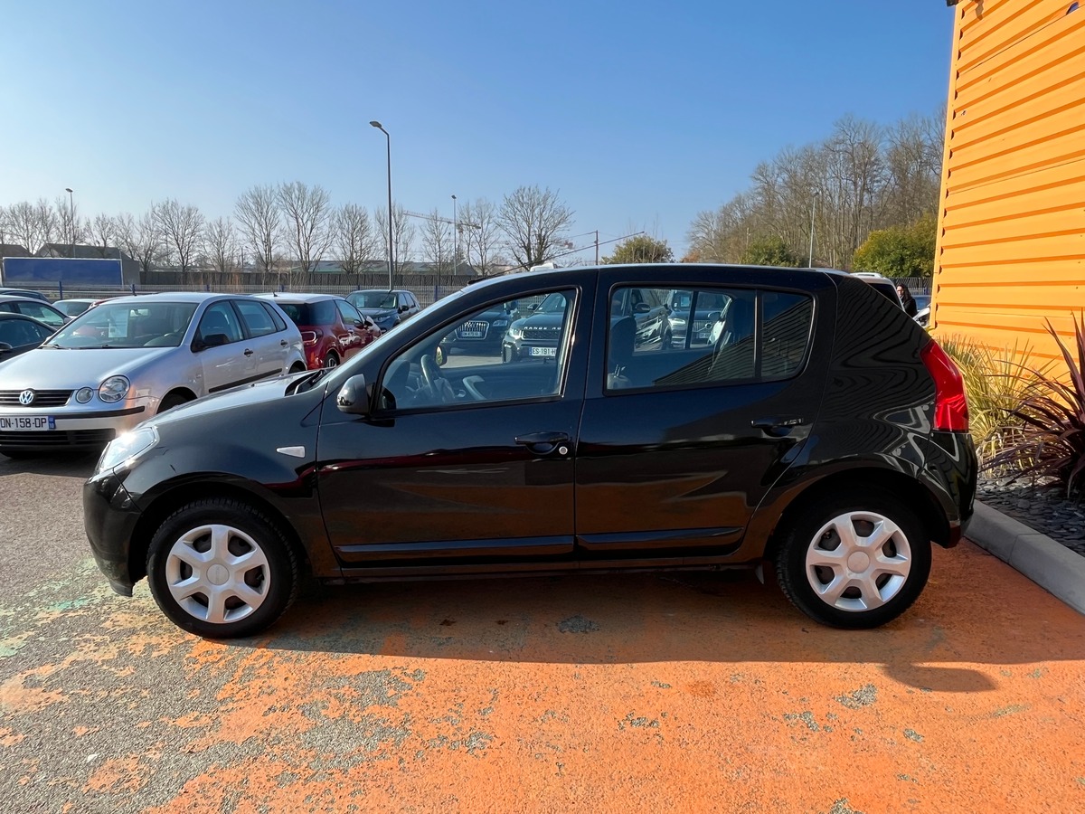 Dacia Sandero 1.4 MPI 75 CH GPL 1ERE MAIN