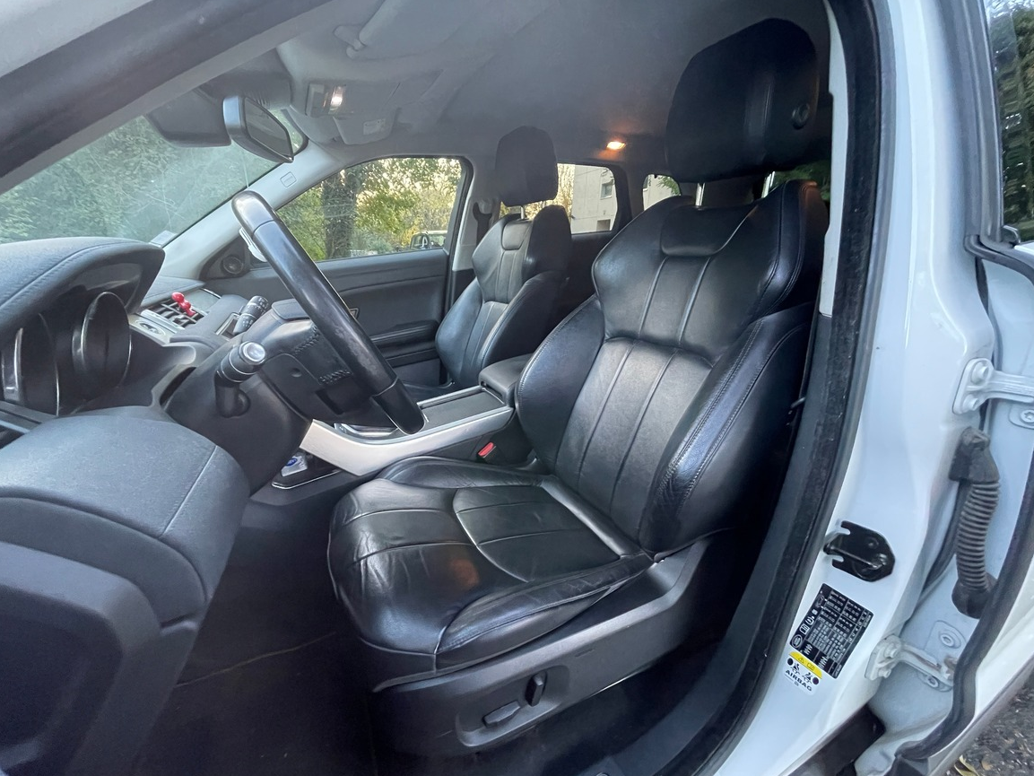 LAND ROVER EVOQUE 2.0 ed4 150 BVM Business - Historique Entretien complet