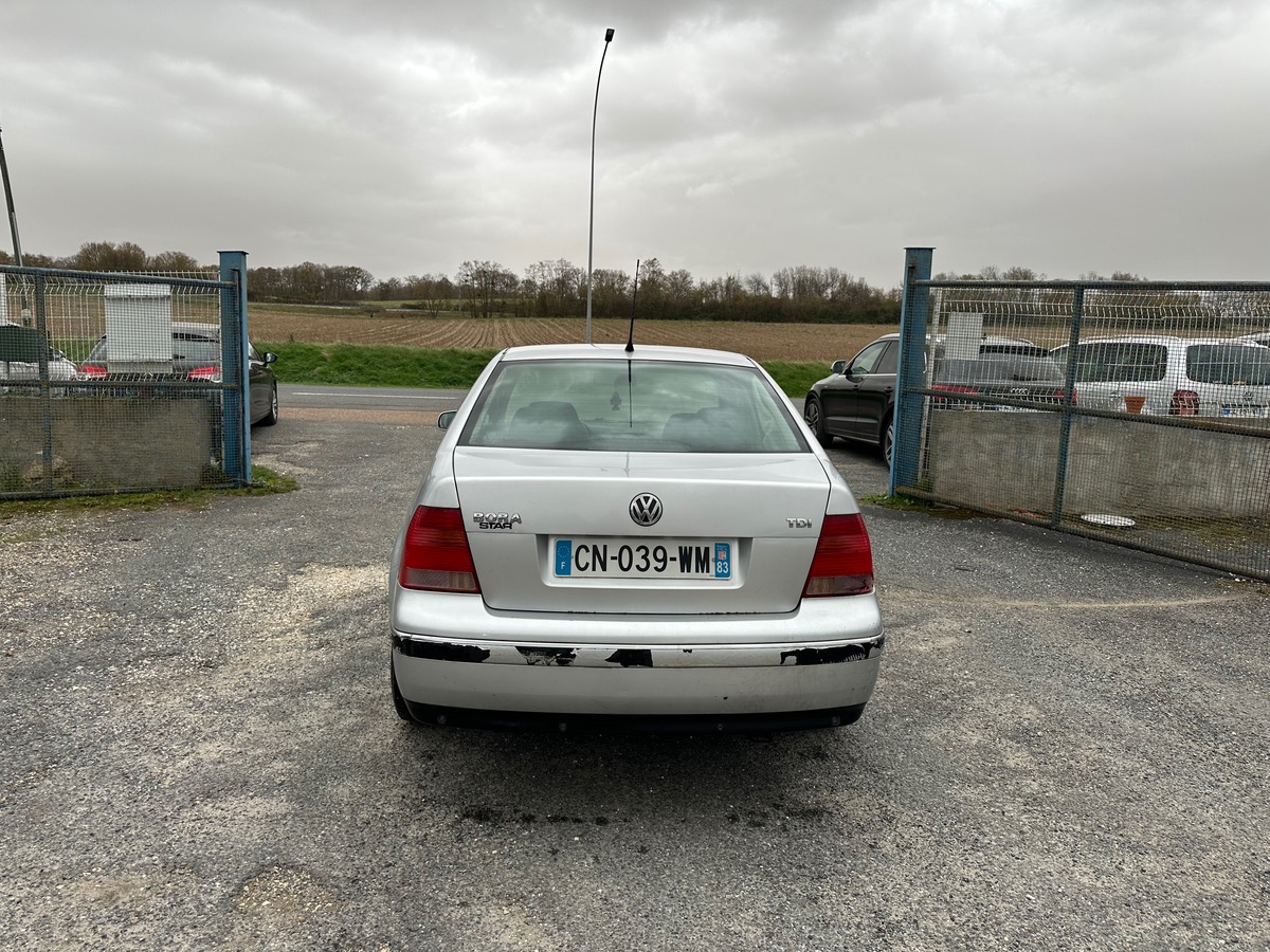 Volkswagen Bora 1.9 tdi 101cv