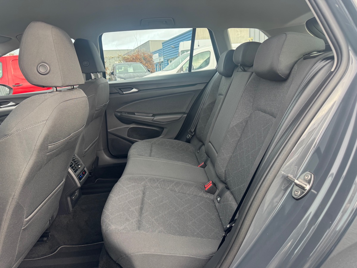 Volkswagen Golf SW 1.5 TSI 130CH BUSINESS BVA7 / TVA RÉCUPÉRABLE