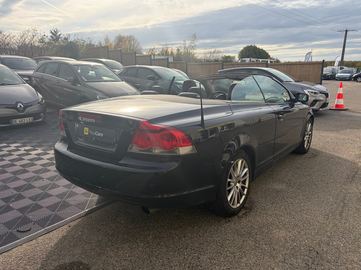 Volvo C70 CC D5 2.4 TDi 180 cv Boîte auto SIÈGE ÉLECTRIQUE A MÉMOIRE - RADAR DE RECUL - FILET