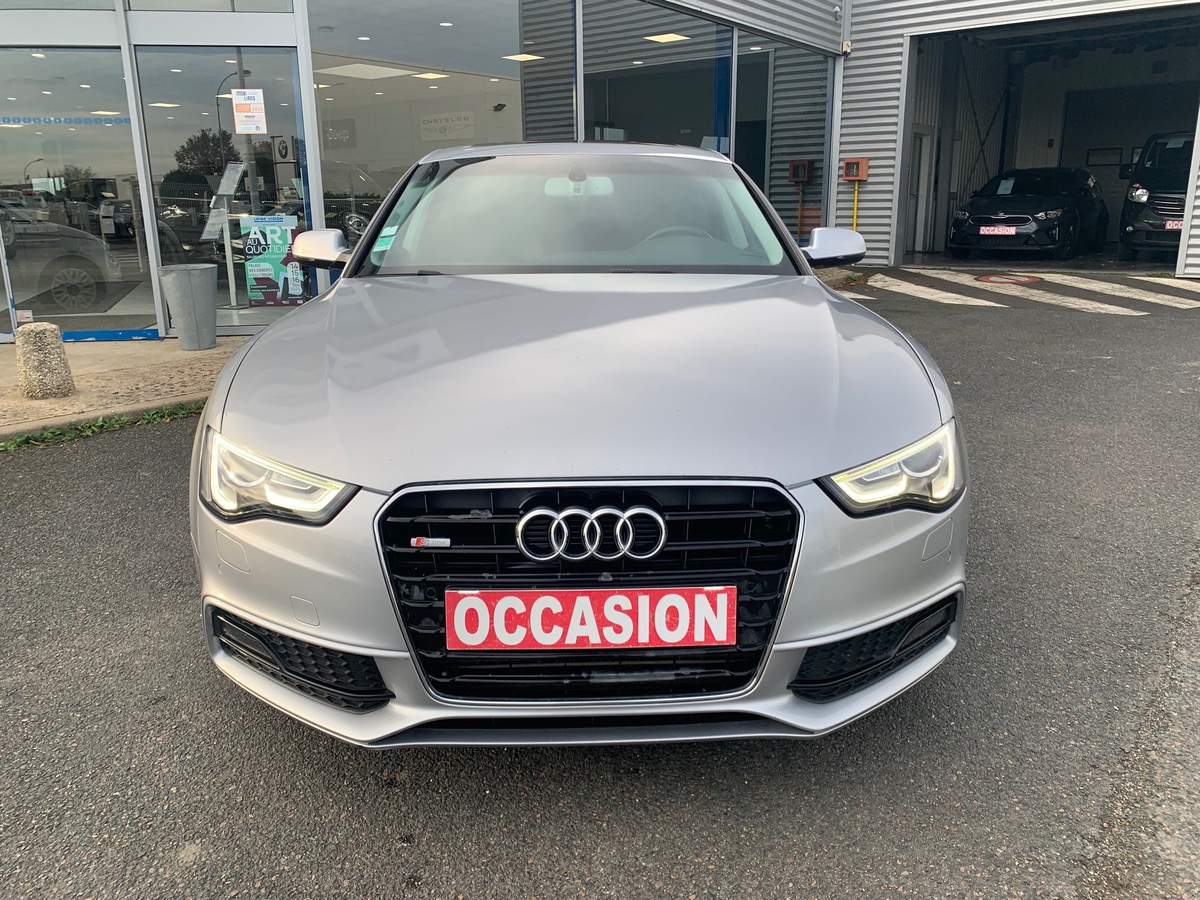 Audi A5 204 ch | S-LINE | Caméra de Recul | Intérieur Cuir | Toit Vitré | Régulateur de Vitesse