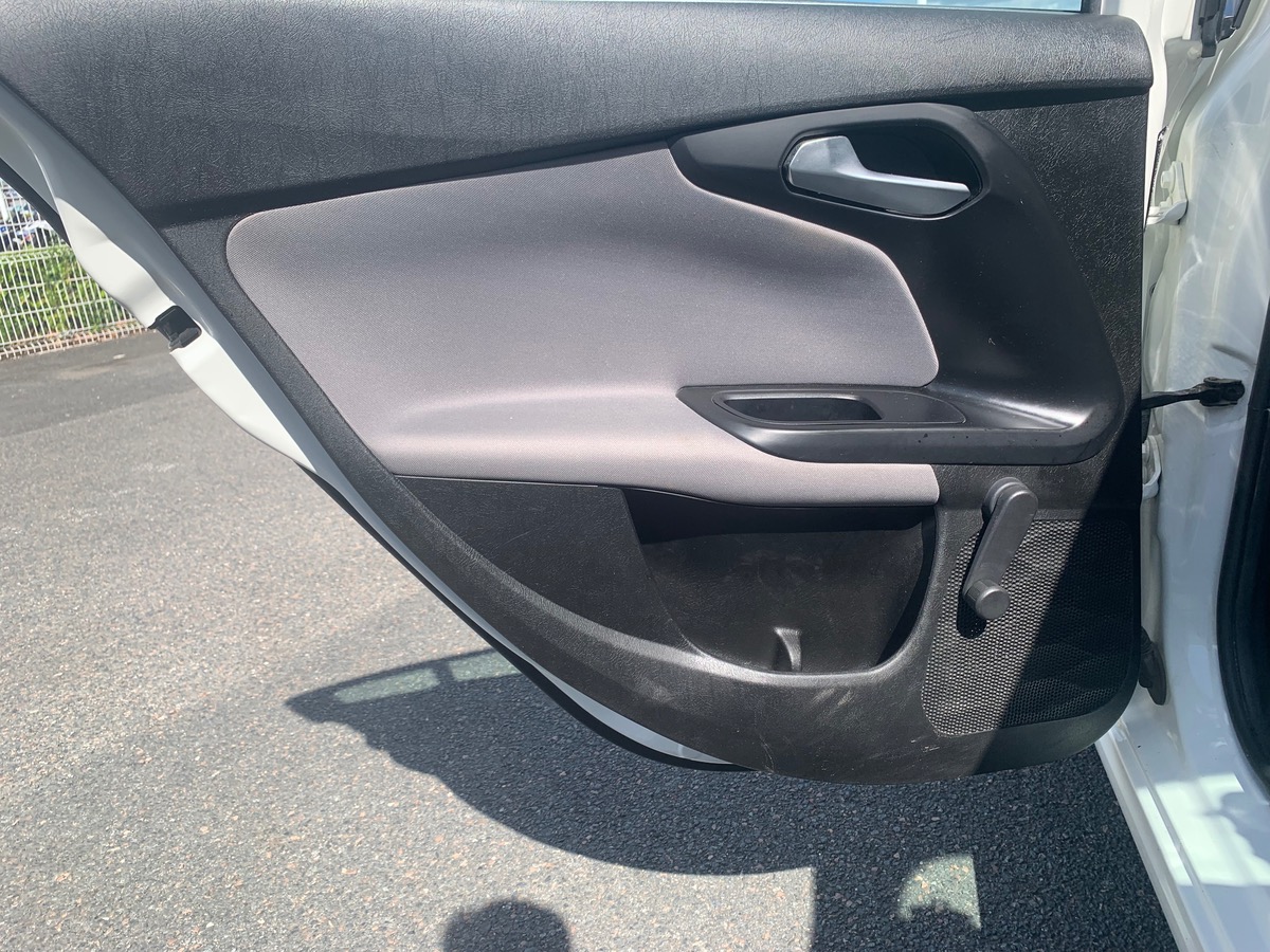 Fiat Tipo 95 ch | Climatisation | Première main | Fixations Isofix aux places arrières