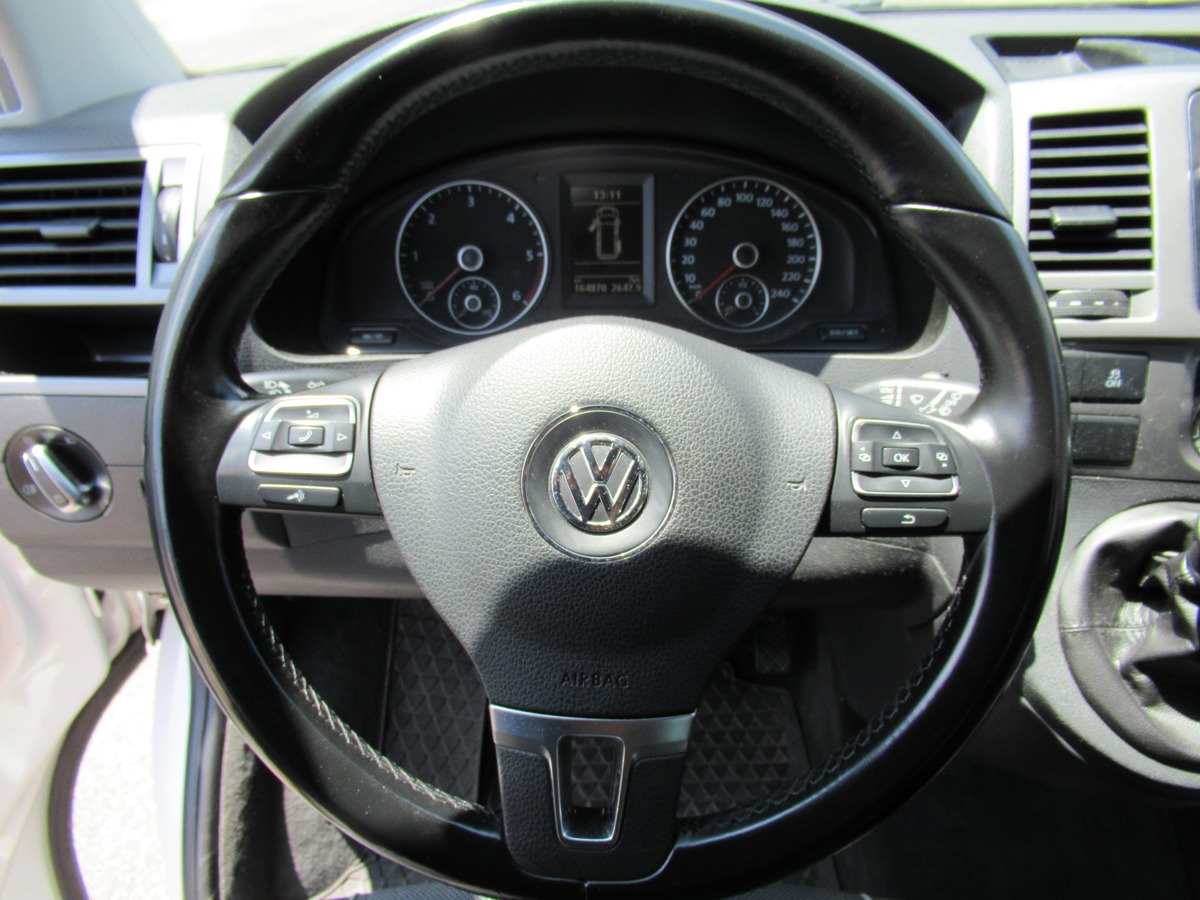 Volkswagen Multivan T5 2.0 TDI 140 TOIT RELEVABLE