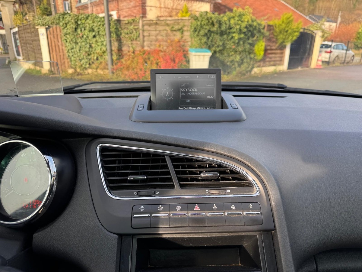 Peugeot 5008 1.6 E-HDI 115-7 Places-ALLURE-Boite Automatique-Garantie