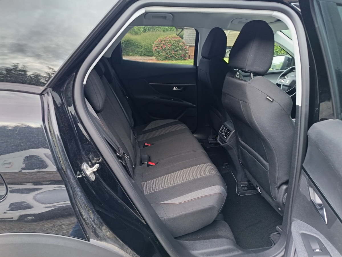 Peugeot 3008 1.5 BLUEHDI 130 CH ACTIVE BUSINESS GTIE 6MOIS
