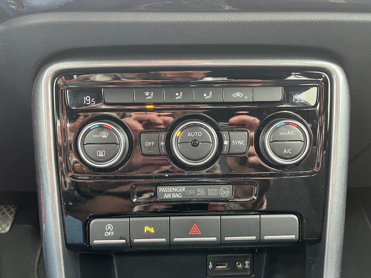 Volkswagen Beetle 1.2 TSI 105ch Coccinelle, Suivi complet, CarPlay, Caméra de recul, GPS