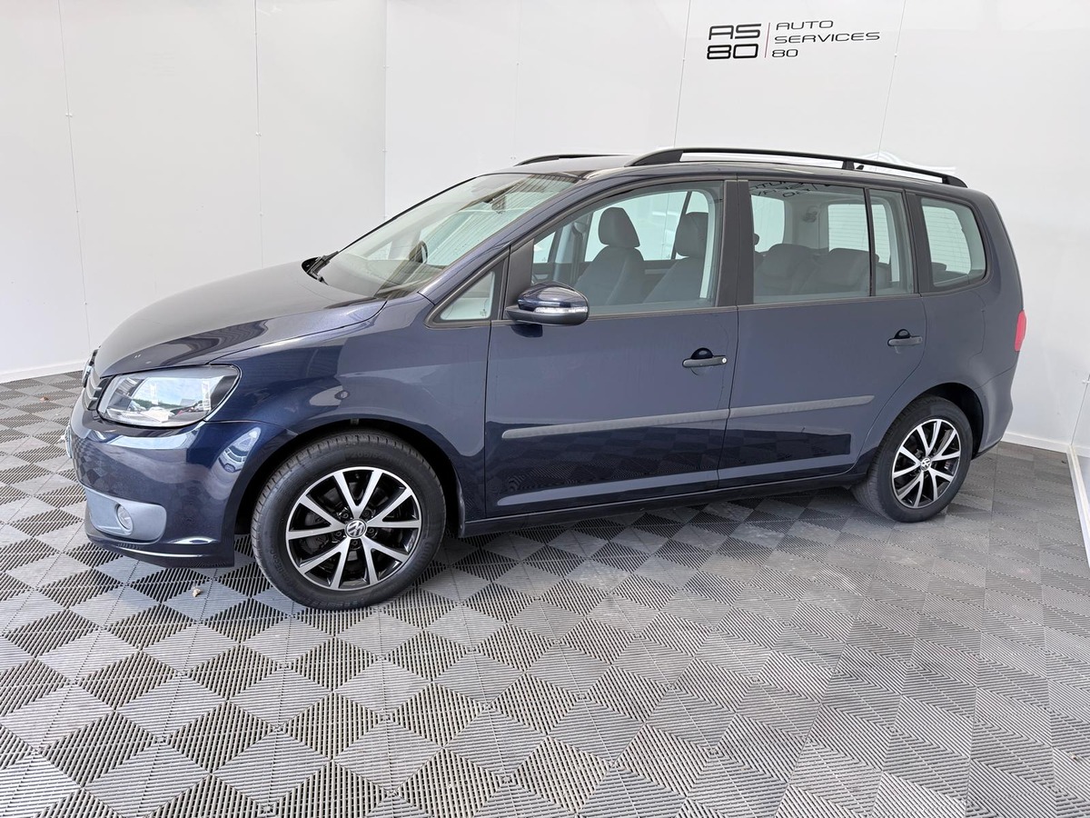 Volkswagen Touran 1.6 TDI 105  TRENDLINE 7 PLACES  PREMIERE MAIN