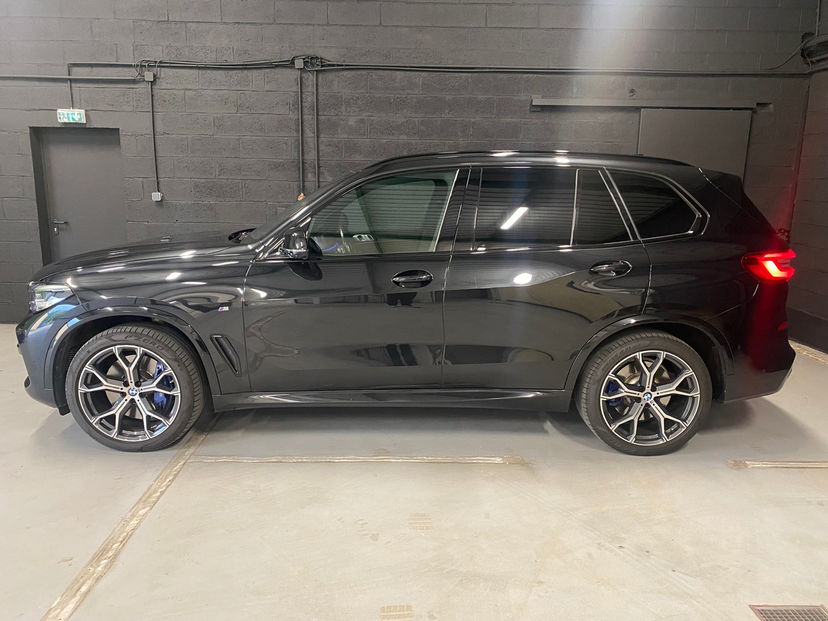 Bmw X5 G05 xDrive30d 265 ch BVA8 M Sport / TOIT OUVRANT / CAMERA 360 / APPLE CARPLAY