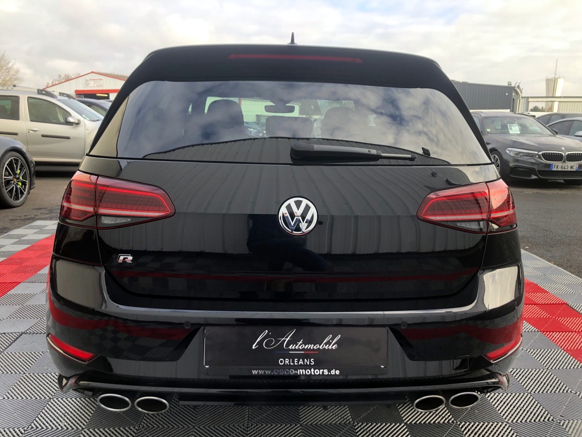 Volkswagen Golf VII 7 R 2.0 TSi 300 DSG7 4MOTION