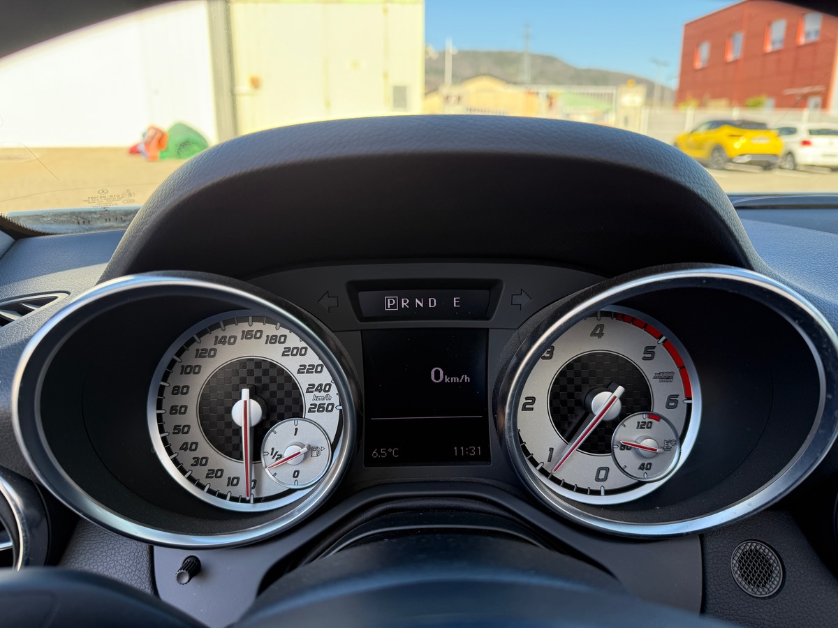 Mercedes-Benz Classe SLK 250 CDI 204 CV Pack AMG, Première main, Suivi Complet Mercedes