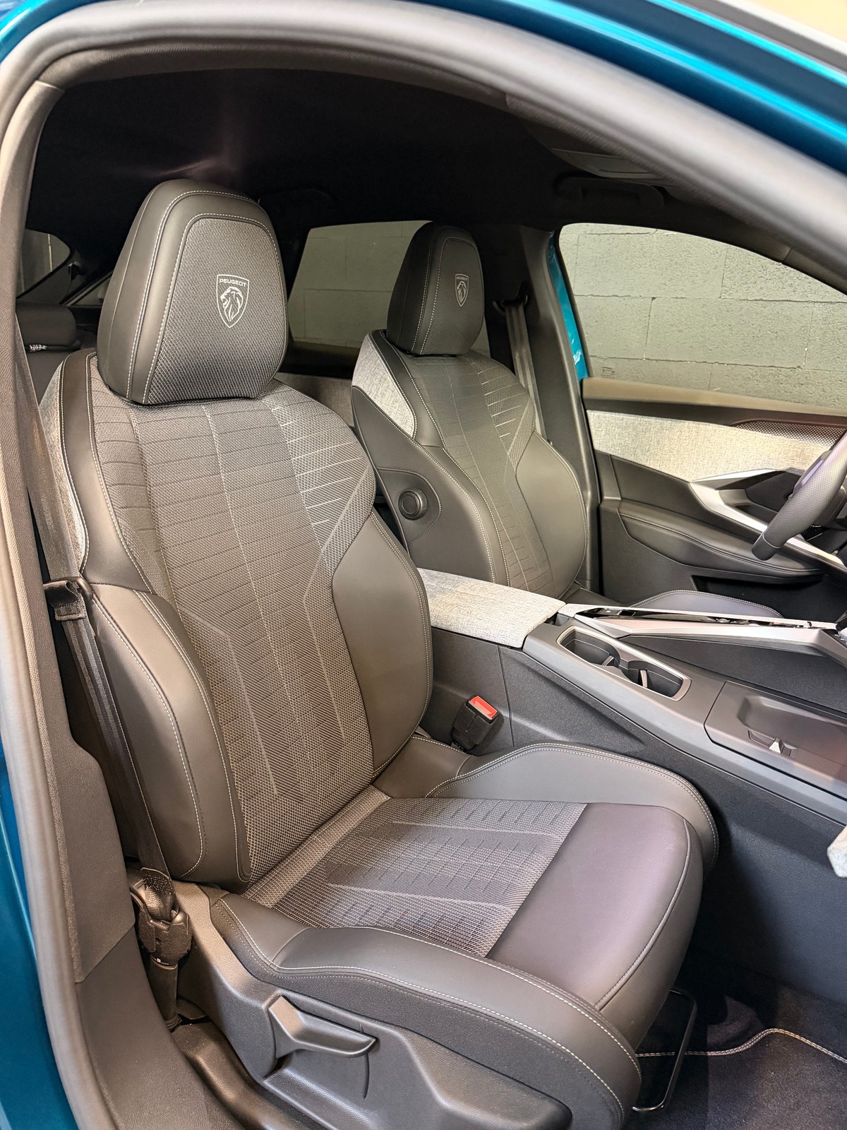 Peugeot 3008 GT Hybrid 145ch e-DCS6 Garantie Peugeot