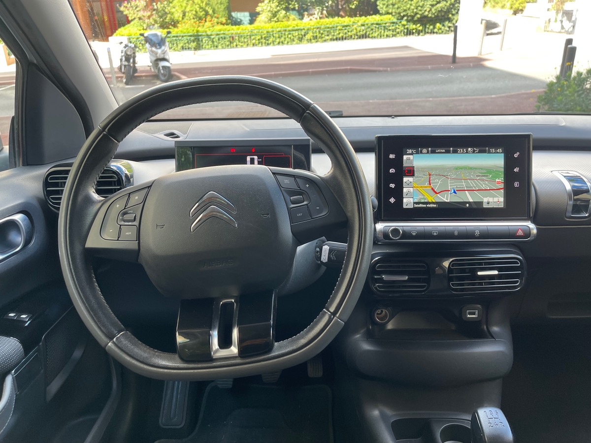 Citroën C4 Cactus 1.2 vti 110 CV /Finition Shine / Caméra / GPS