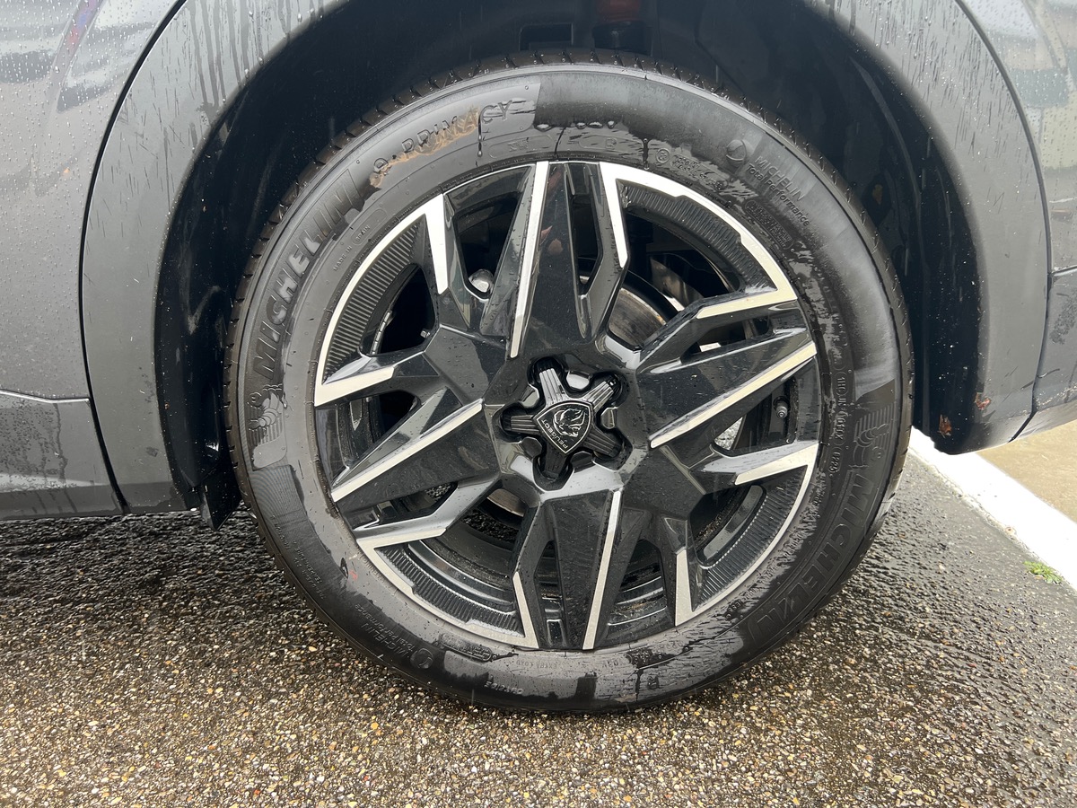 Peugeot 3008 GT HYBRID 136cv, CAMERA DE RECUL, GPS