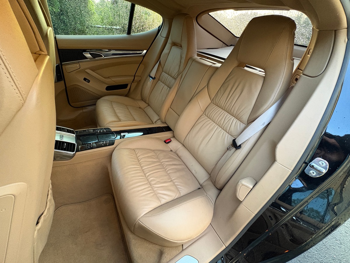 Porsche Panamera 4s - V8 4.8 400ch PDK