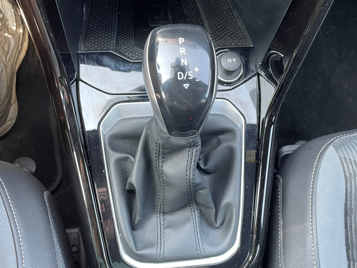 Volkswagen T-Roc 1.5 tsi r-line black edition dsg7