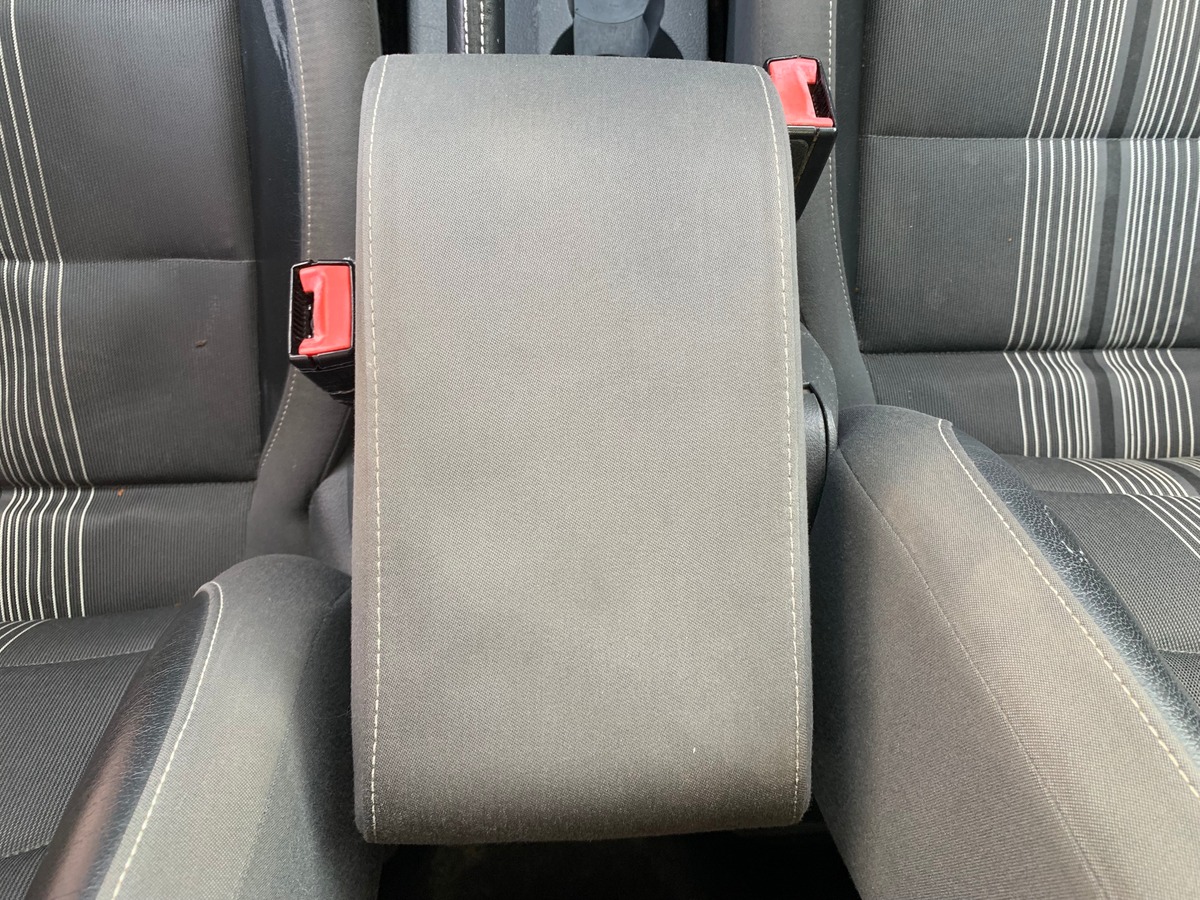 Volkswagen Touran 105 | Match | 7 Places | GPS | Régulateur vitesse | Bluetooth | Toit panoramique