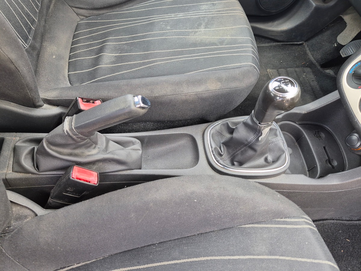 Opel Corsa 1.3 cdti 75 ch Enjoy