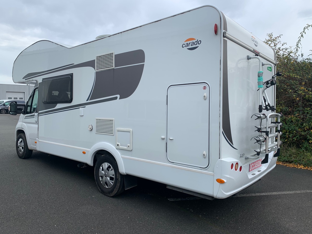 Capron A 140 ch | CAMERA DE RECUL |  LITS SUPPERPOSES | STORE EXTERIEUR | Climatisation manuelle