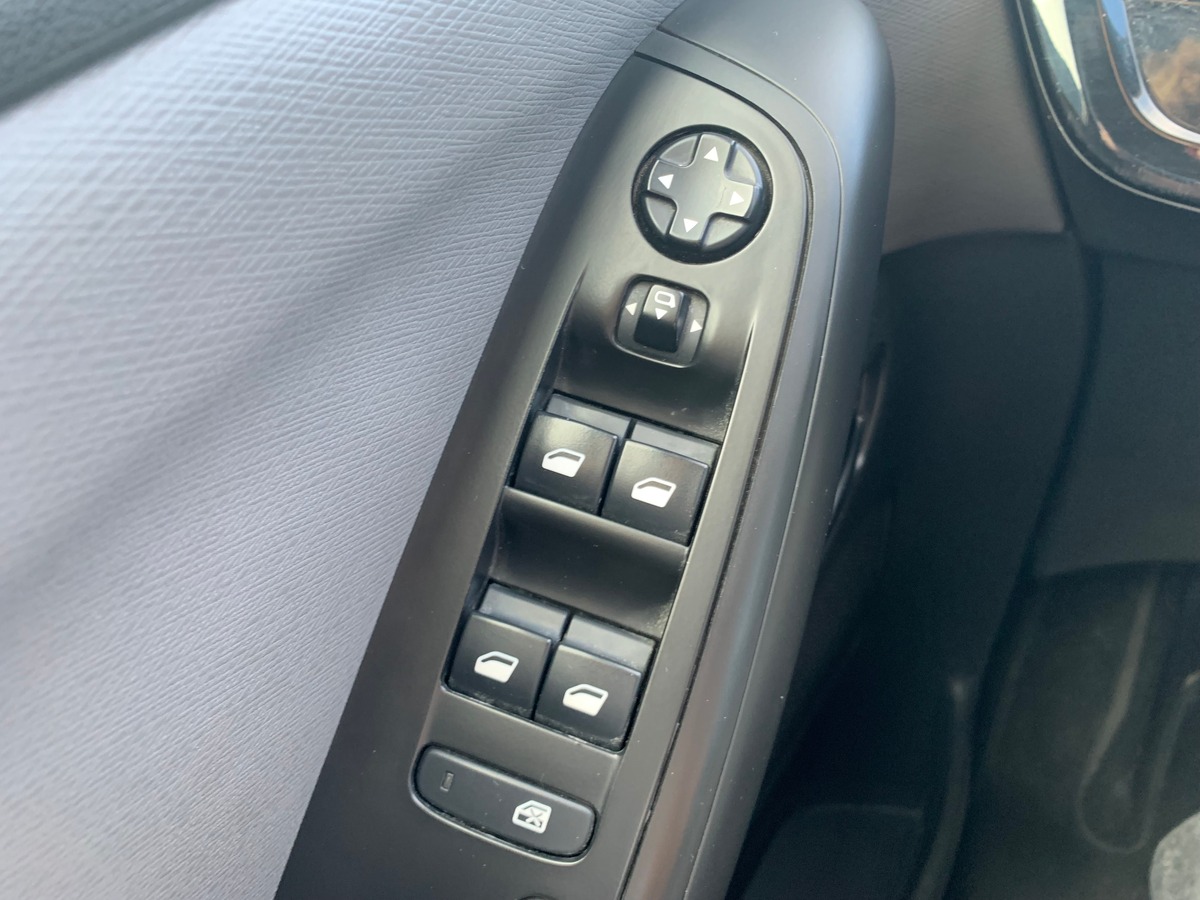 Citroën C4 SpaceTourer 120 chevaux | Live | Régulateur vitesse | Apple car Play Android auto | GPS