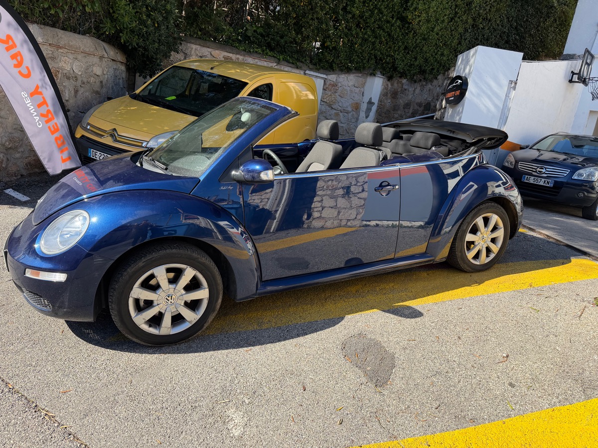 Volkswagen NEWBEETLE Cabriolet 1.6 102 CV Phase 3 / 1er Main / Clim / Jantes / KM Réel