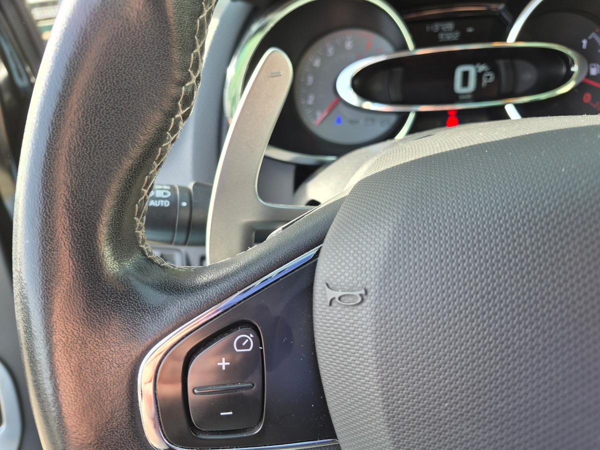 RENAULT Clio IV Estate 120 ch GT EDC