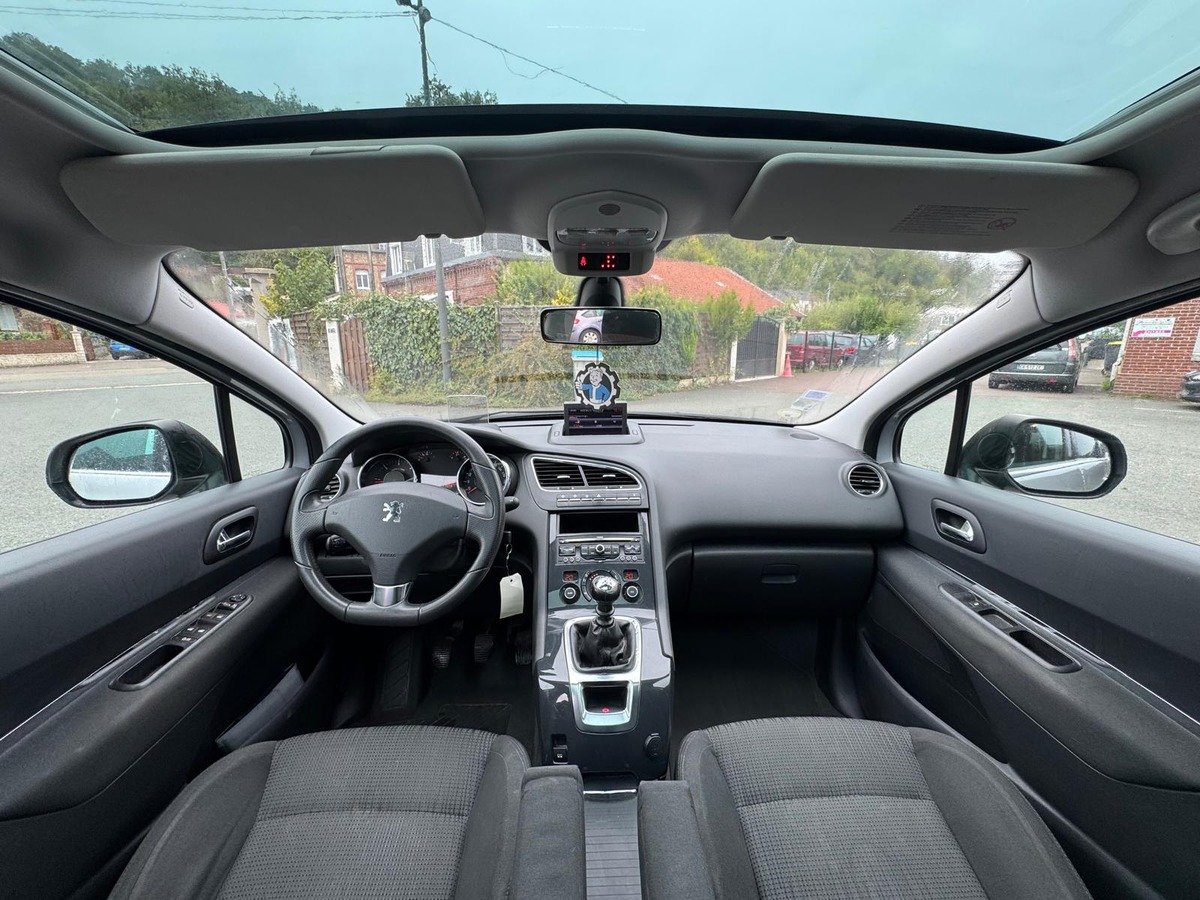 Peugeot 5008 1.6 hdi 110cv 7 places Family - Garantie