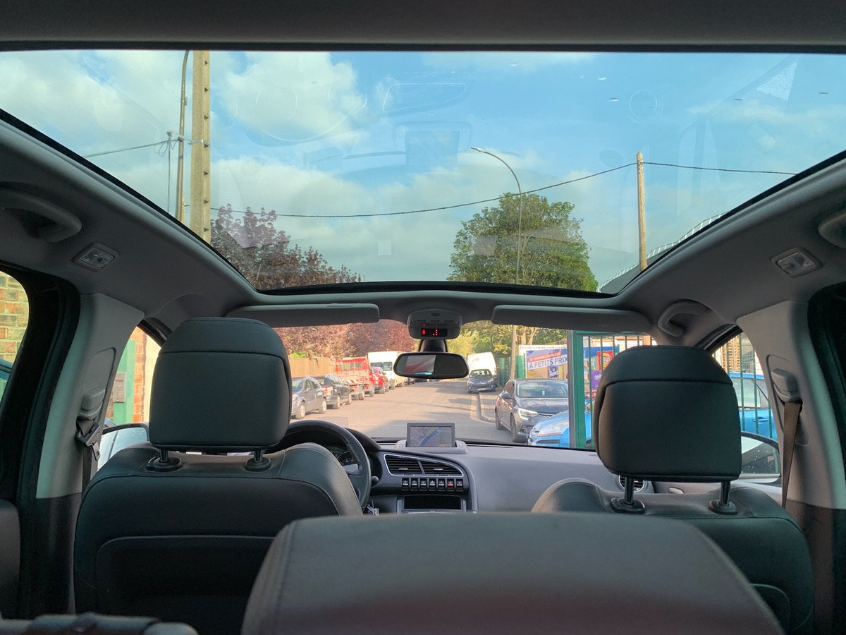 Peugeot 3008 2.0 HDI 150 CV félines 1r  main 4XCBL