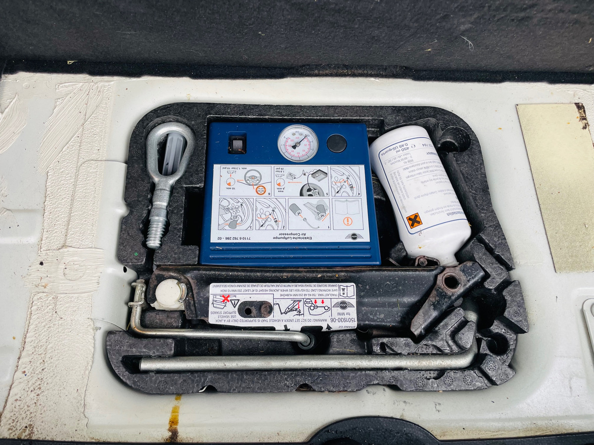 Mini Cooper   1.6 d 110 ch.  Pack Clim