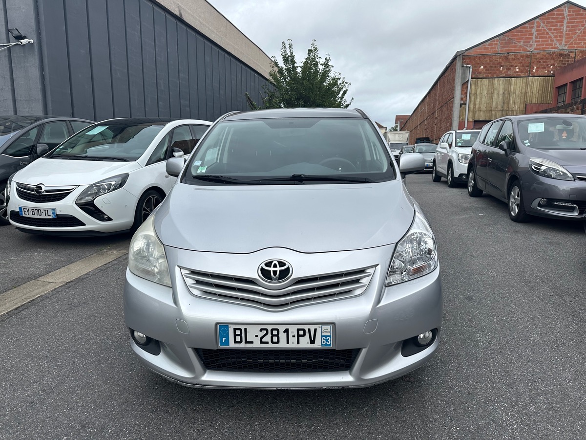 Toyota Verso D-4D 126 CH 4XCARTE 