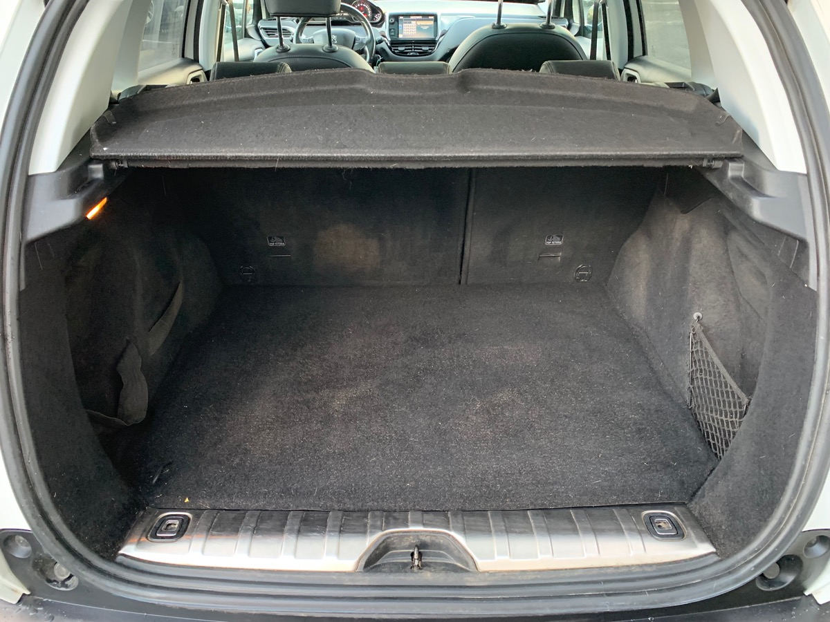 Peugeot 2008 120 ch | Crossway | Caméra de recul | Toit panoramique | GPS | Grip control