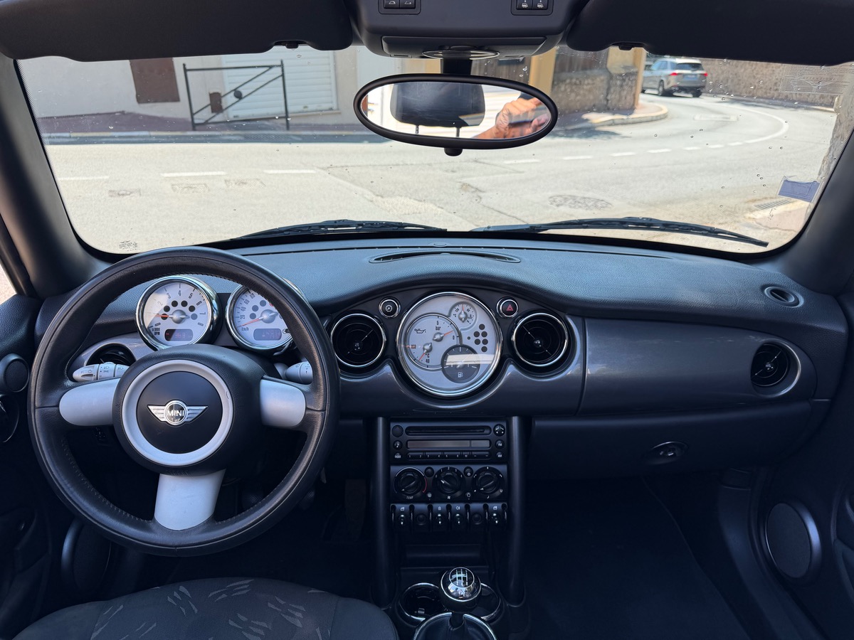 Mini Mini One Cabriolet 1.6 i 90 CV /Embrayage Neuf / Clim / Jantes