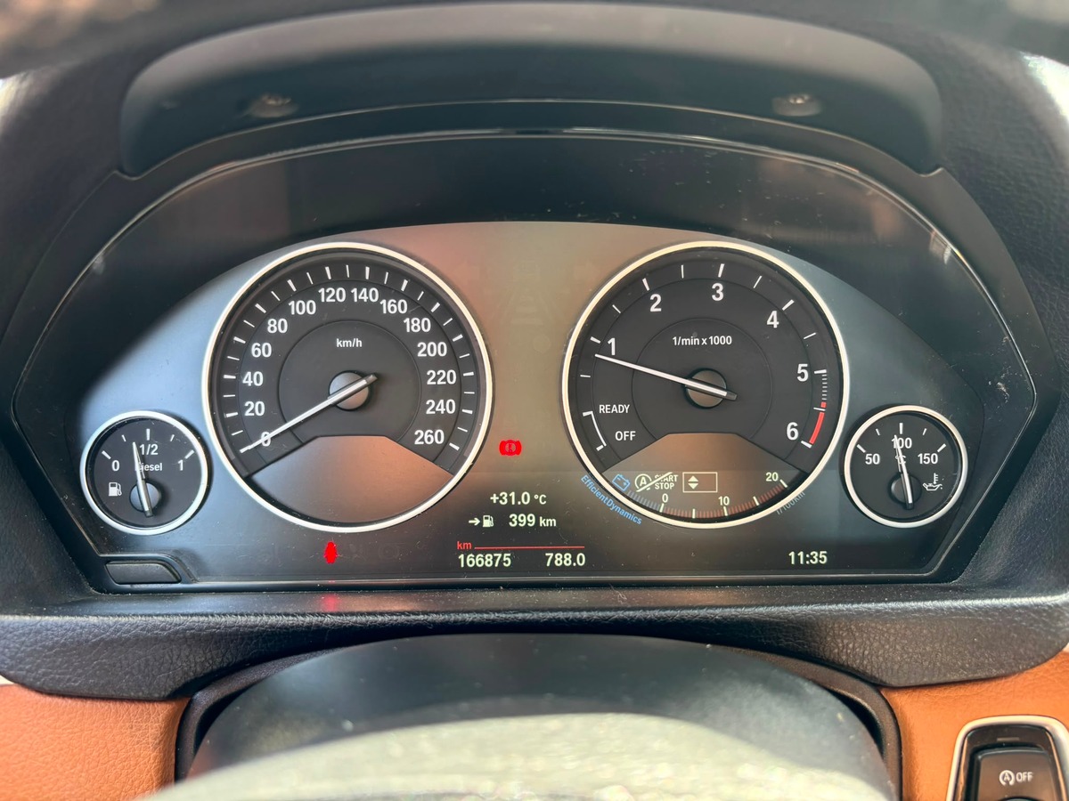 Bmw Série 3 318 d F30 150 Luxury  BVM6