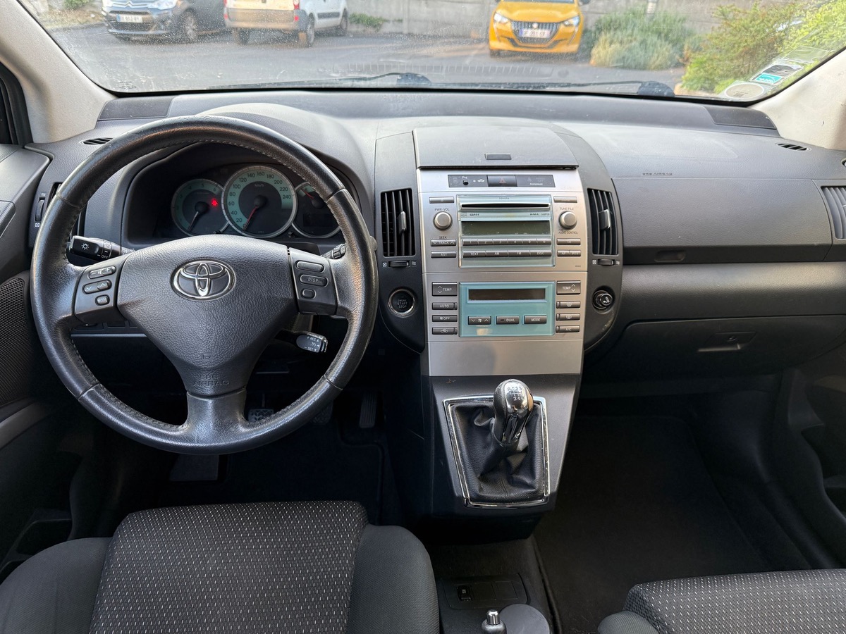 Toyota Verso 2.0 D-4D 136 CV limited édition 4XCBL