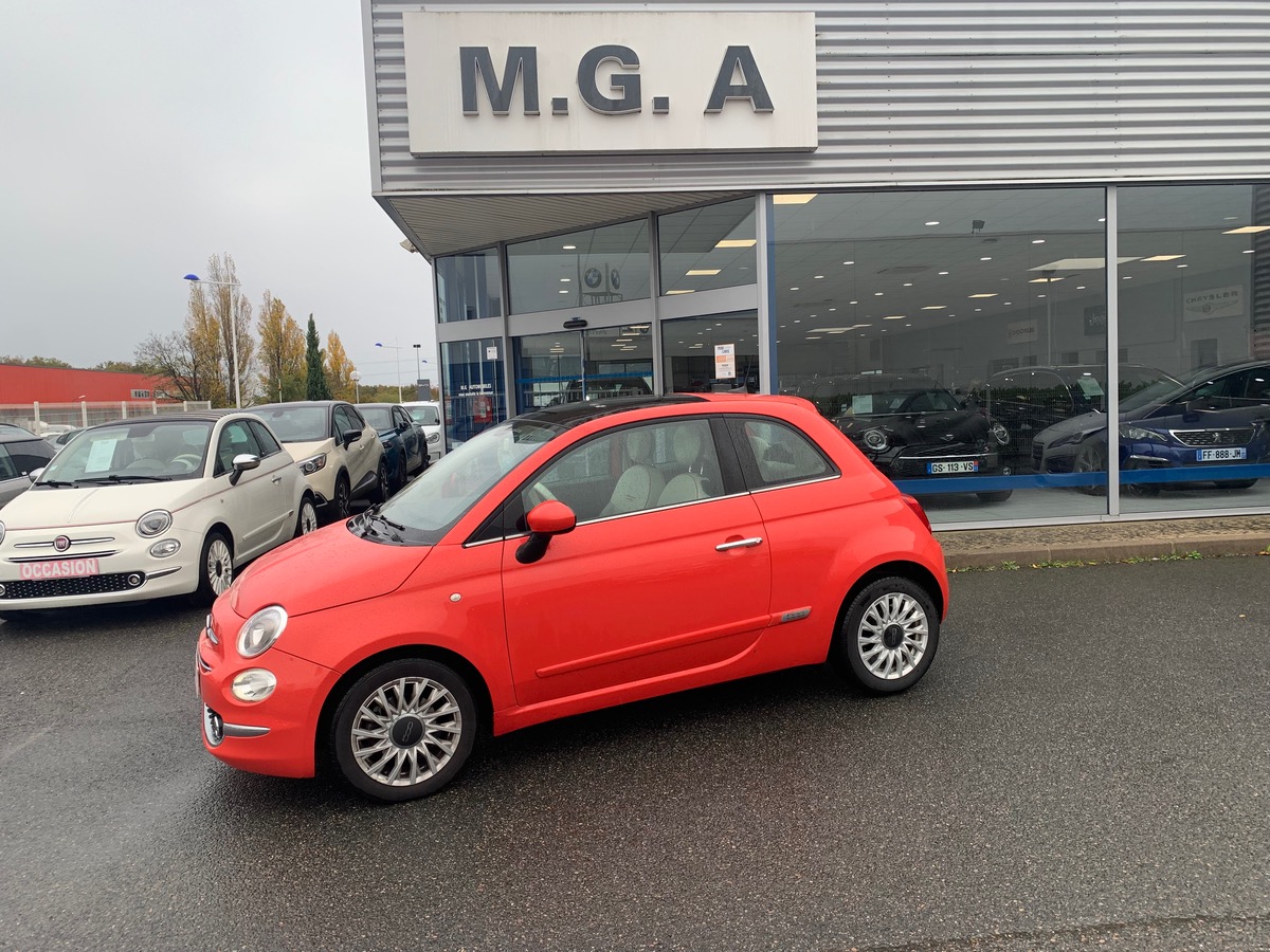 Fiat 500 85 ch | LOUNGE | Uconnect Radio 5" NAV LIVE | Radar de stationnement AR | Toit panoramique