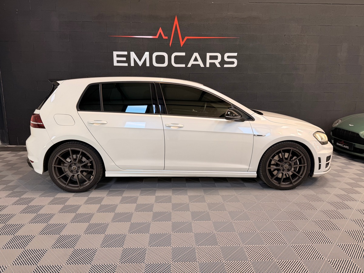 Volkswagen Golf 7 R 300 4 MOTION
