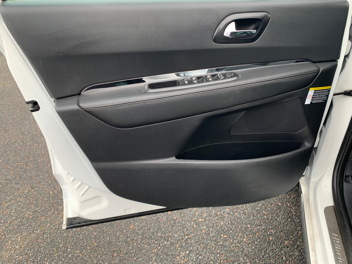 Peugeot 3008 200 ch | 2.0 e-HDi HYbrid4 Pack ETG6 + Electric | GPS | Bluetooth | Régulateur vitesse