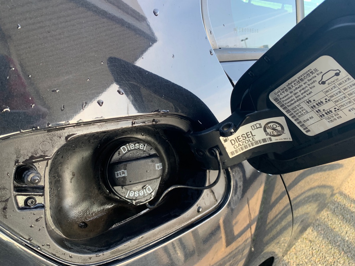 Volkswagen Golf 150 | Carat | JA 18" Durban | Suspensions Sport | Régulateur vitesse et de distance