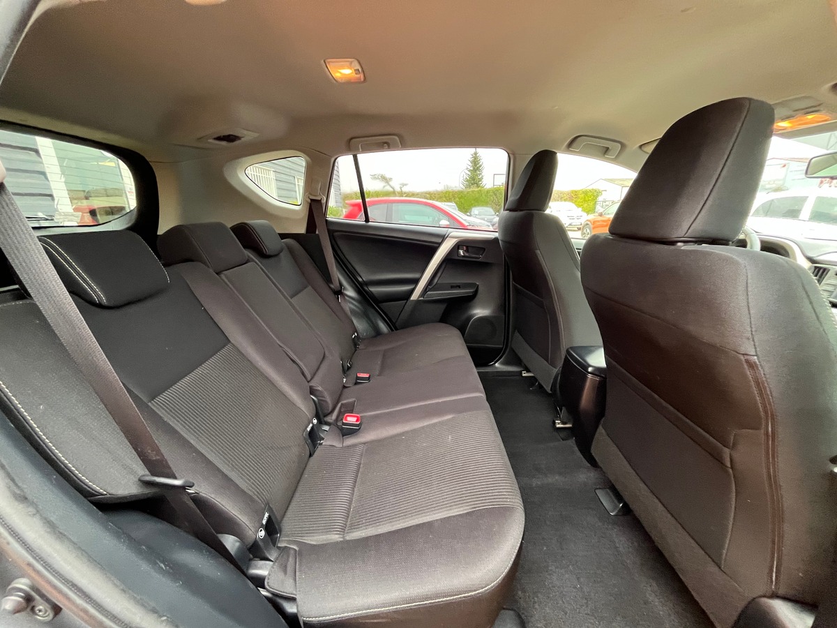 Toyota RAV4 2.2 D-4D 4WD 150 ch LIFE EDITION