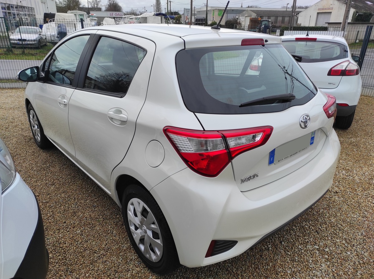 Toyota Yaris III 1.0 VVTi 72 France